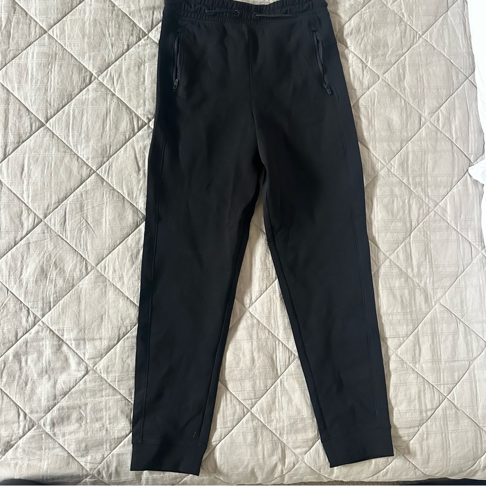 NWOT- GAPFit Black Athletic Boys Joggers- Size XXL (14-16)